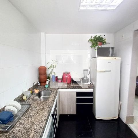 Apartamento à venda com 78m², 3 quartos e 2 vagasCozinha e Área de Serviço