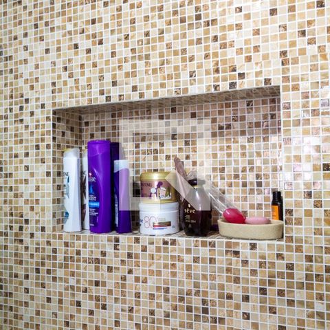 Apartamento à venda com 50m², 2 quartos e 1 vagaDetalhe do banheiro