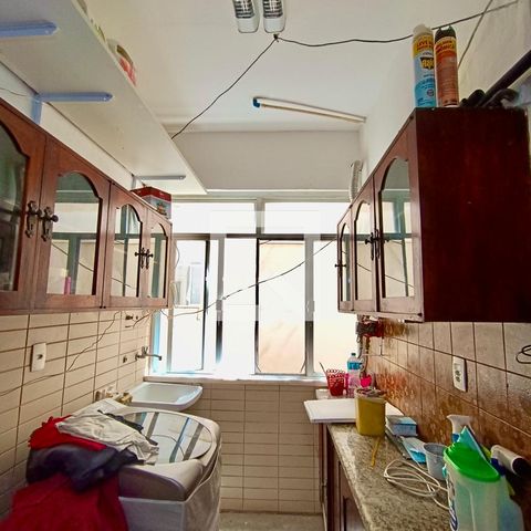 Apartamento à venda com 280m², 3 quartos e 1 vaga Apartamento à venda com 280m², 3 quartos e 1 vagaÁrea serviço