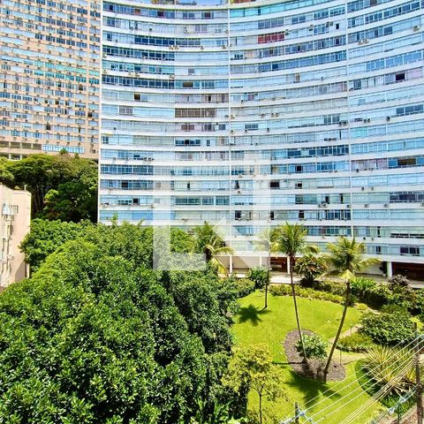Apartamento à venda com 280m², 3 quartos e 1 vaga Apartamento à venda com 280m², 3 quartos e 1 vagaCobertura vista