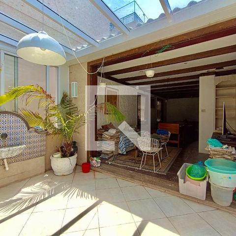 Apartamento à venda com 280m², 3 quartos e 1 vaga Apartamento à venda com 280m², 3 quartos e 1 vagaCobertura