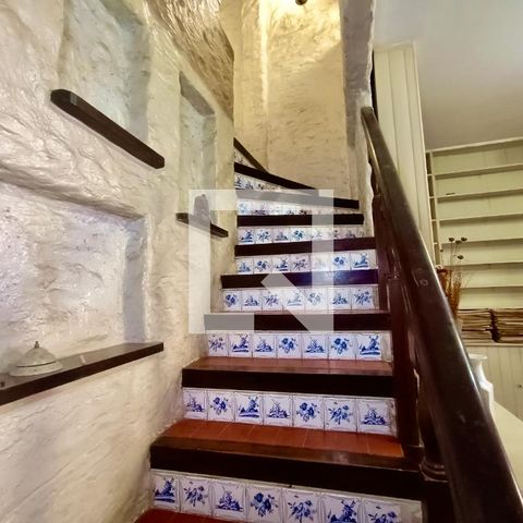 Apartamento à venda com 280m², 3 quartos e 1 vaga Apartamento à venda com 280m², 3 quartos e 1 vagaSala