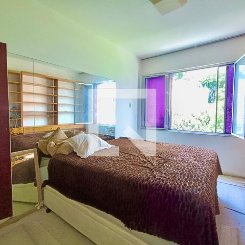 Apartamento à venda com 280m², 3 quartos e 1 vaga Apartamento à venda com 280m², 3 quartos e 1 vagaSuíte