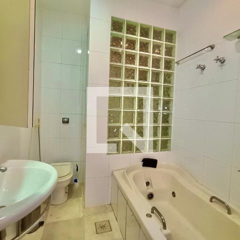 Apartamento à venda com 280m², 3 quartos e 1 vaga Apartamento à venda com 280m², 3 quartos e 1 vagaBanheiro social