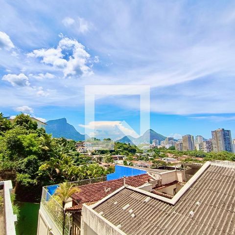 Apartamento à venda com 280m², 3 quartos e 1 vaga Apartamento à venda com 280m², 3 quartos e 1 vagaCobertura 3 vista