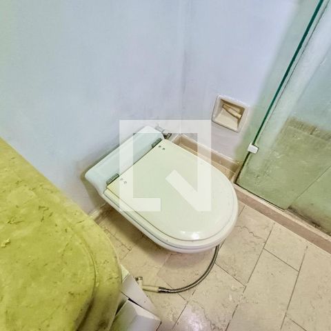 Apartamento à venda com 280m², 3 quartos e 1 vaga Apartamento à venda com 280m², 3 quartos e 1 vagaSuíte banheiro