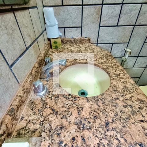 Apartamento à venda com 280m², 3 quartos e 1 vaga Apartamento à venda com 280m², 3 quartos e 1 vagaBanheiro social