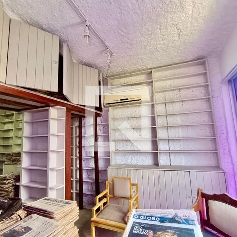Apartamento à venda com 280m², 3 quartos e 1 vaga Apartamento à venda com 280m², 3 quartos e 1 vagaSala