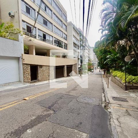Apartamento à venda com 280m², 3 quartos e 1 vaga Apartamento à venda com 280m², 3 quartos e 1 vagaVista da Rua