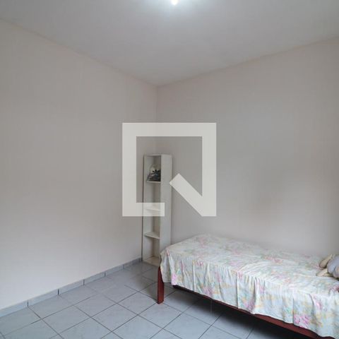 Casa para alugar com 99m², 2 quartos e 1 vagaQuarto