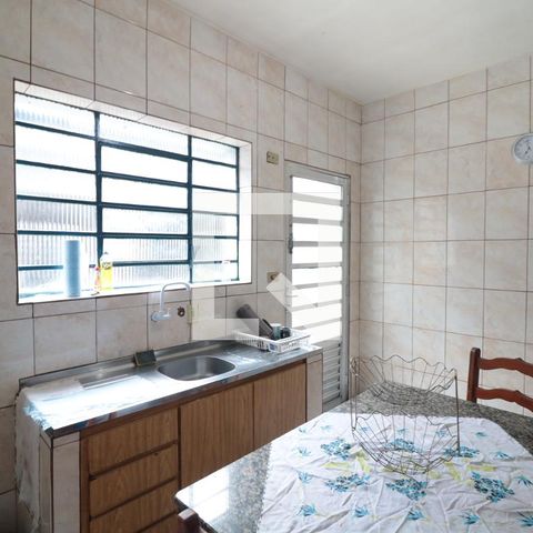 Casa para alugar com 99m², 2 quartos e 1 vagaCozinha
