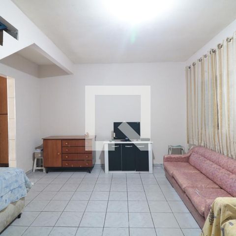Casa para alugar com 99m², 2 quartos e 1 vagaSala