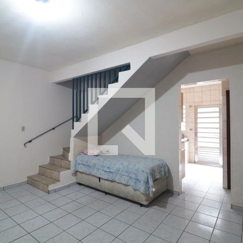 Casa para alugar com 99m², 2 quartos e 1 vagaSala