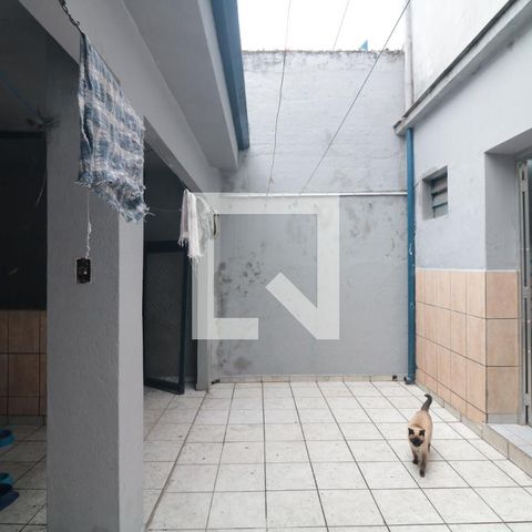 Casa para alugar com 99m², 2 quartos e 1 vagaÁrea de Serviço