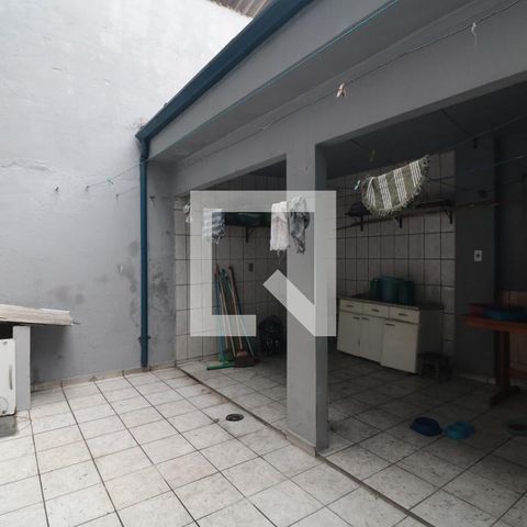 Casa para alugar com 99m², 2 quartos e 1 vagaÁrea de Serviço