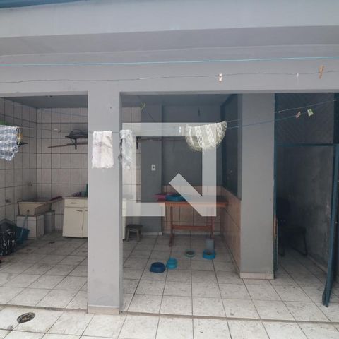 Casa para alugar com 99m², 2 quartos e 1 vagaÁrea de Serviço
