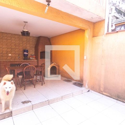 Casa para alugar com 350m², 3 quartos e 2 vagas Casa para alugar com 350m², 3 quartos e 2 vagasQuintal