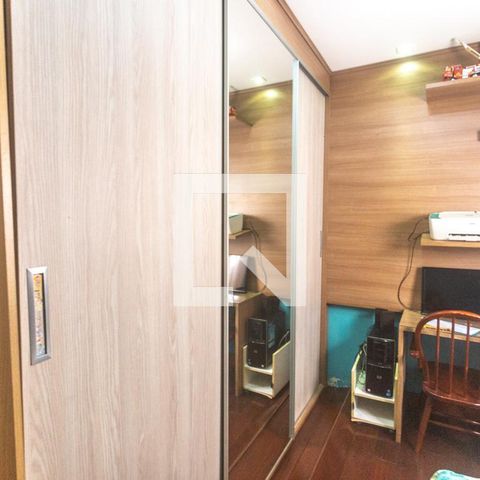 Casa para alugar com 350m², 3 quartos e 2 vagas Casa para alugar com 350m², 3 quartos e 2 vagasQuarto 2