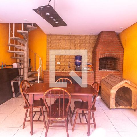 Casa para alugar com 350m², 3 quartos e 2 vagas Casa para alugar com 350m², 3 quartos e 2 vagasQuintal