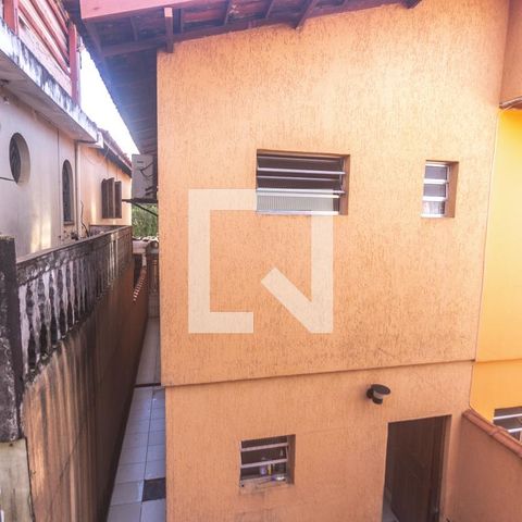 Casa para alugar com 350m², 3 quartos e 2 vagas Casa para alugar com 350m², 3 quartos e 2 vagasVista área de serviço