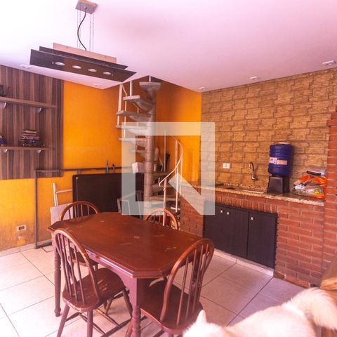 Casa para alugar com 350m², 3 quartos e 2 vagas Casa para alugar com 350m², 3 quartos e 2 vagasQuintal