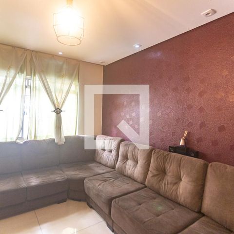 Casa para alugar com 350m², 3 quartos e 2 vagas Casa para alugar com 350m², 3 quartos e 2 vagasSala de estar