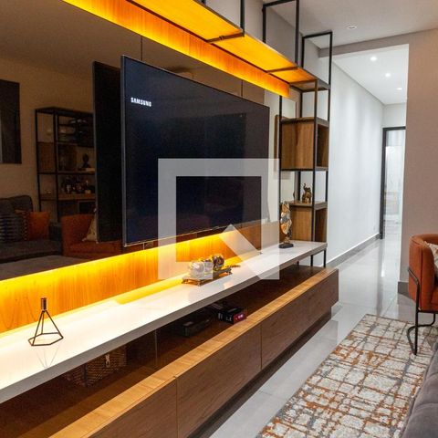 Casa à venda com 104m², 3 quartos e 2 vagasSala