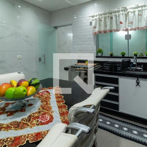 Casa à venda com 104m², 3 quartos e 2 vagasCozinha