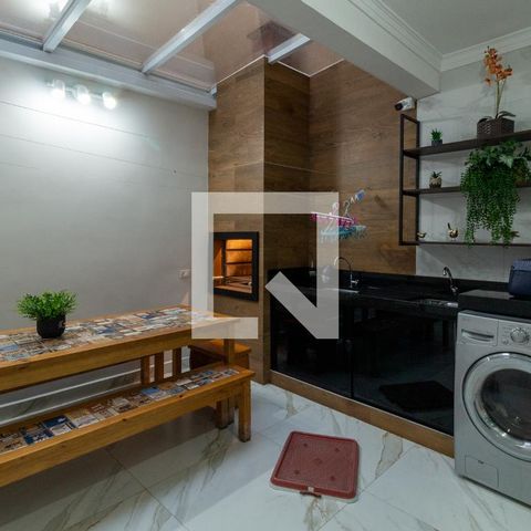 Casa à venda com 104m², 3 quartos e 2 vagasÁrea de Serviço
