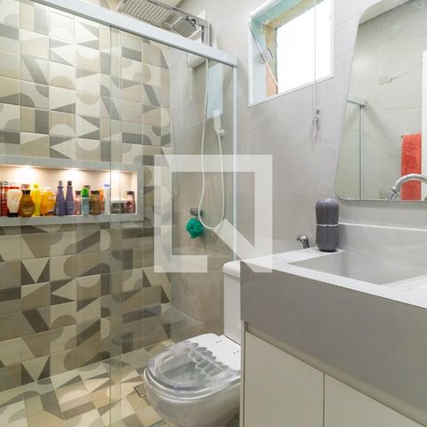 Casa à venda com 104m², 3 quartos e 2 vagasBanheiro da Suíte