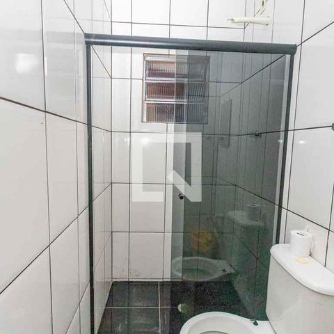 Casa à venda com 200m², 4 quartos e 3 vagasCasa 2 - banheiro 