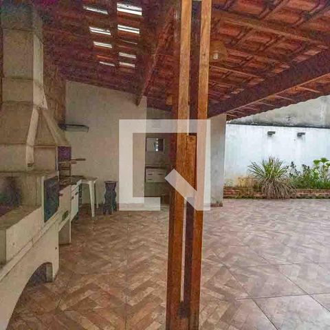 Casa à venda com 200m², 4 quartos e 3 vagasCasa 2 - vista do quarto 