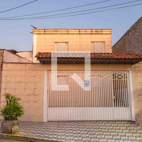 Casa à venda com 200m², 4 quartos e 3 vagasFachada 