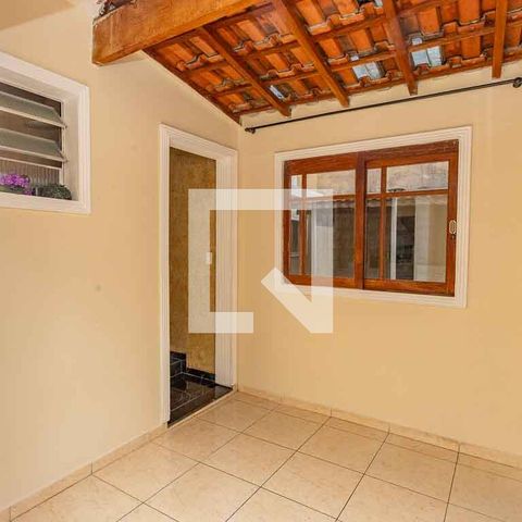 Casa à venda com 200m², 4 quartos e 3 vagasSala 1 
