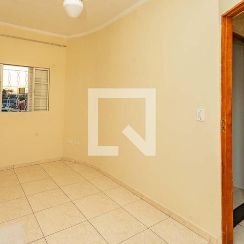 Casa à venda com 200m², 4 quartos e 3 vagasQuarto 4 