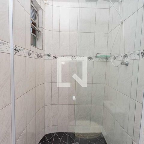 Casa à venda com 200m², 4 quartos e 3 vagasBanheiro 1