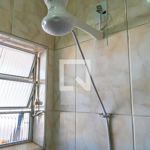 Casa à venda com 113m², 4 quartos e 3 vagasBanheiro