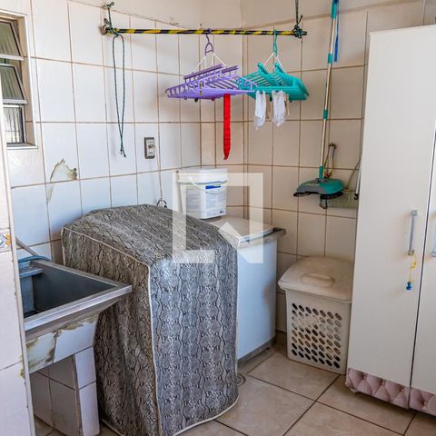 Casa à venda com 113m², 4 quartos e 3 vagasÁrea de Serviço