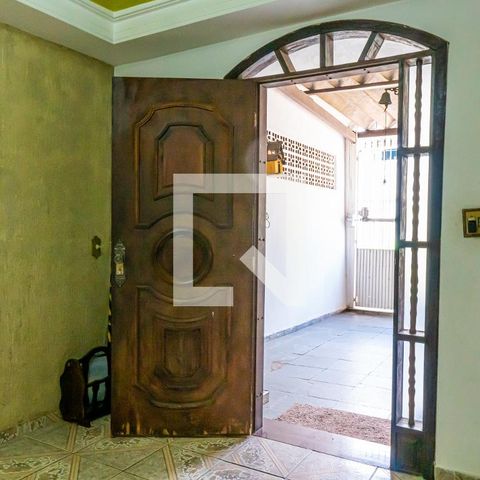 Casa à venda com 113m², 4 quartos e 3 vagasSala