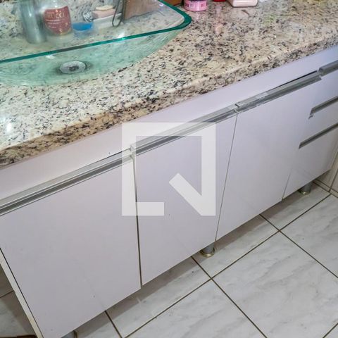 Casa à venda com 113m², 4 quartos e 3 vagasBanheiro da Suíte 1