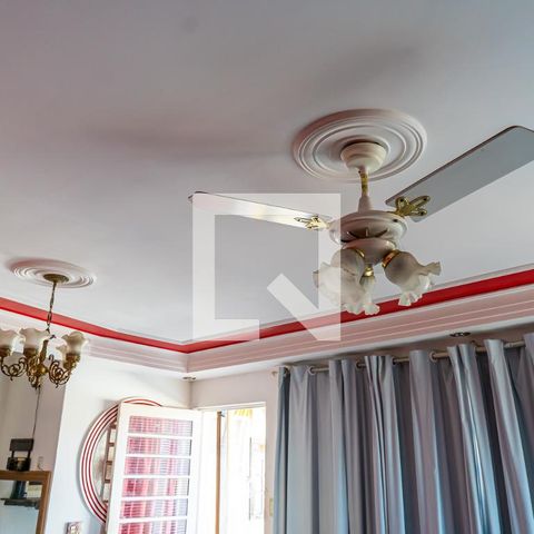 Casa à venda com 113m², 4 quartos e 3 vagasSala