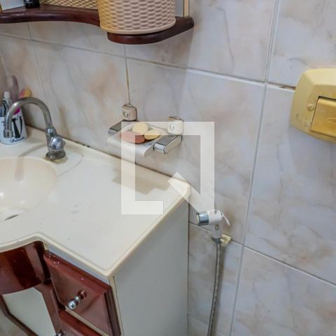 Casa à venda com 113m², 4 quartos e 3 vagasBanheiro