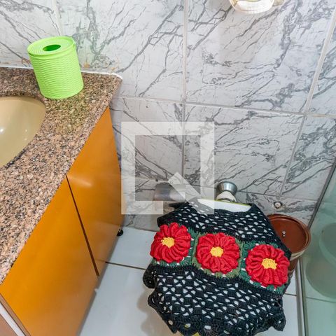 Casa à venda com 113m², 4 quartos e 3 vagasBanheiro de serviço