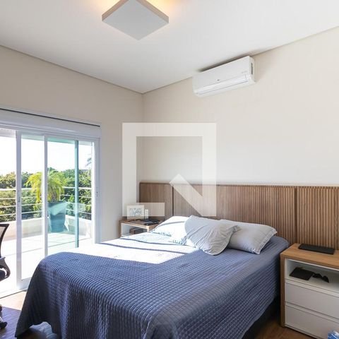 Casa de condomínio à venda com 200m², 3 quartos e 4 vagasQuarto da suíte 1