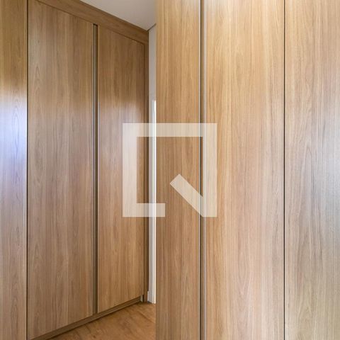 Casa de condomínio à venda com 200m², 3 quartos e 4 vagasQuarto da suíte 1 - Closet