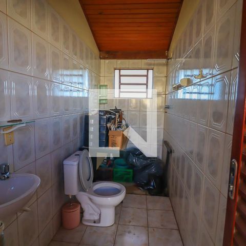 Casa à venda com 600m², 6 quartos e 4 vagasBanheiro