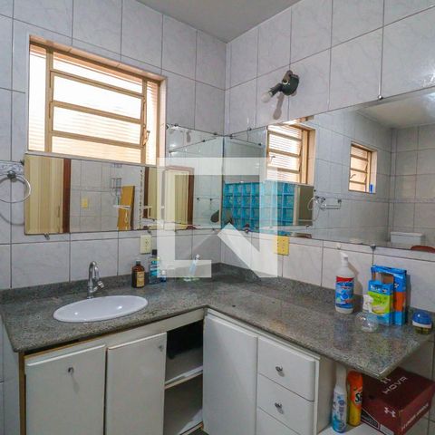 Casa à venda com 600m², 6 quartos e 4 vagasSuíte 2