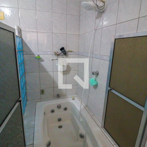 Casa à venda com 600m², 6 quartos e 4 vagasSuíte 2