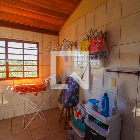 Casa à venda com 600m², 6 quartos e 4 vagasÁrea de Serviço