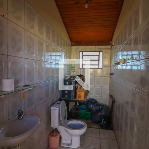 Casa à venda com 600m², 6 quartos e 4 vagasBanheiro